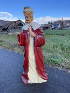 Balthasar Krippenfigur rot frontal