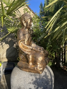 Buddha Figur von der Seite