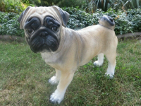 Deko Hundefigur Mops, stehend, Hellbeige