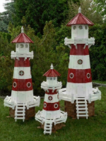 Deko-Leuchtturm beleuchtet in Rot-Weiss, alle zusammen - Gartendeko