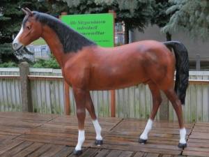 Deko Pferd lebensgross, braun, 220 cm lang