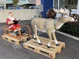 Grosser Weihnachtsschlitten Weihnachtsmann mit Buch 1