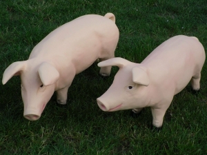 Deko Schwein Familie: 2 Ferkel
