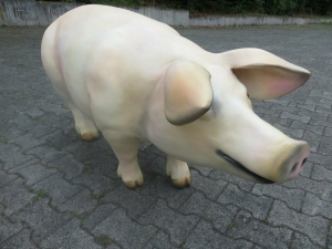 Gartenfigur Schwein lebensgross, 131 cm lang 3