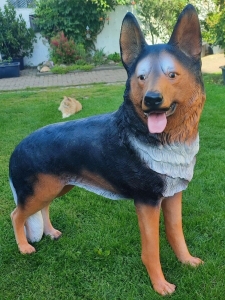 Dekofigur für Garten oder Wohnung: Deutscher Schäferhund stehend, 90 cm hoch