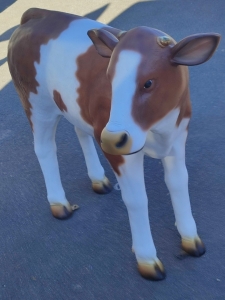 Deko Kalb lebensgross, für den Garten, braun-weiss, 121cm lang 2