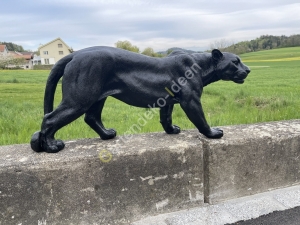 Schwarzer Panther Deko Figur, 80 cm lang