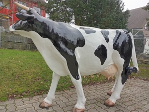 Lebensgrosse Deko Kuh in schwarz-weiss mit hochwertigem Autolack 5