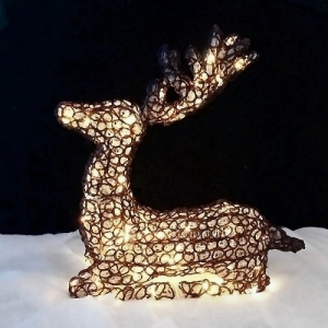 Das Keine sitzende der XXL Weihnachts-Rentier 4er-Familie LED beleuchtet, Geschenkt!