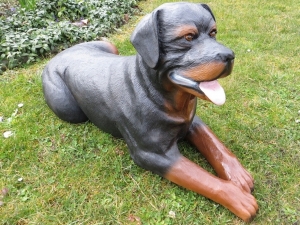 Dekofigur Hund Rottweiler liegend, 91 cm lang 2