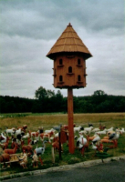 Grosses Taubenhaus auf Pfahl