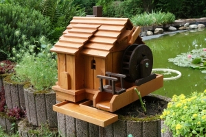 Kleine Wassermühle für die Gartendeko, 65 cm hoch 1