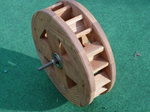 Wasserrad zur mittelgrossen Wassermühle, Ø 35 cm 3